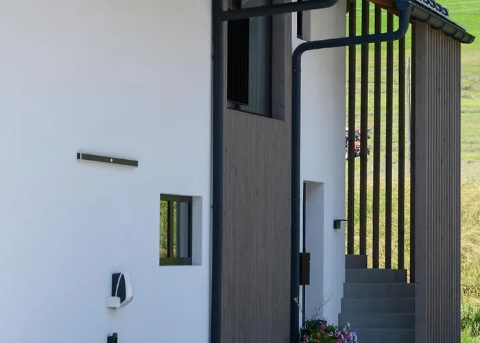 Dachsteinwest, Ski-in Ski-out Luxury Apartment, Free Parkplatz *